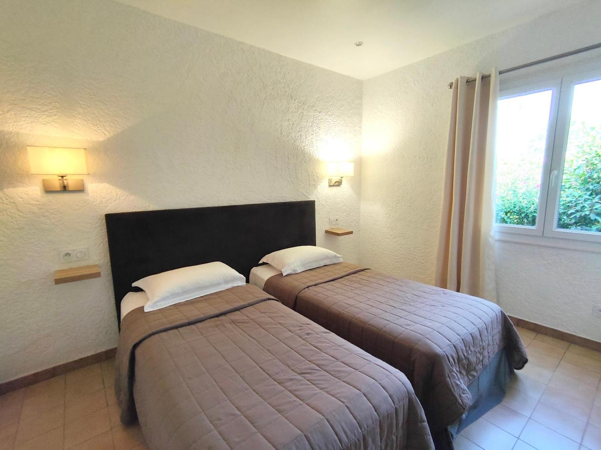 Residence Les Cigales Porto-Vecchio  Buitenkant foto